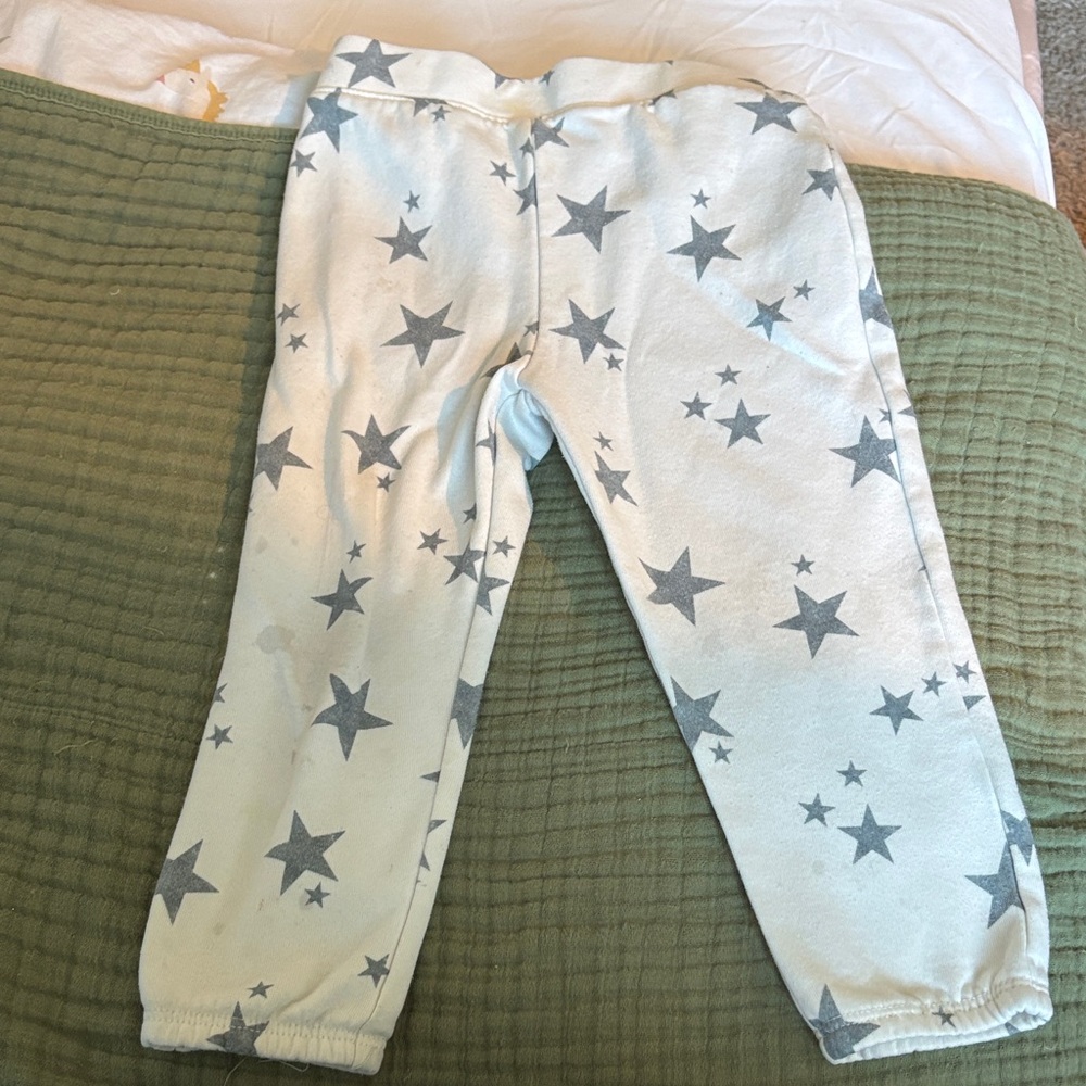 Kids Star Patterned Joggers in Gray
